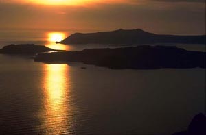Apanemo Hotel Santorini sunset